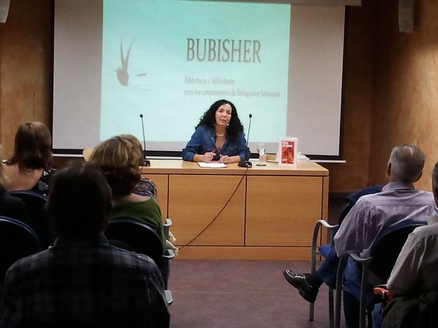 PRESENTANDO BUBISHER en la Biblioteca Insular de Gran Canaria (29-11-13)