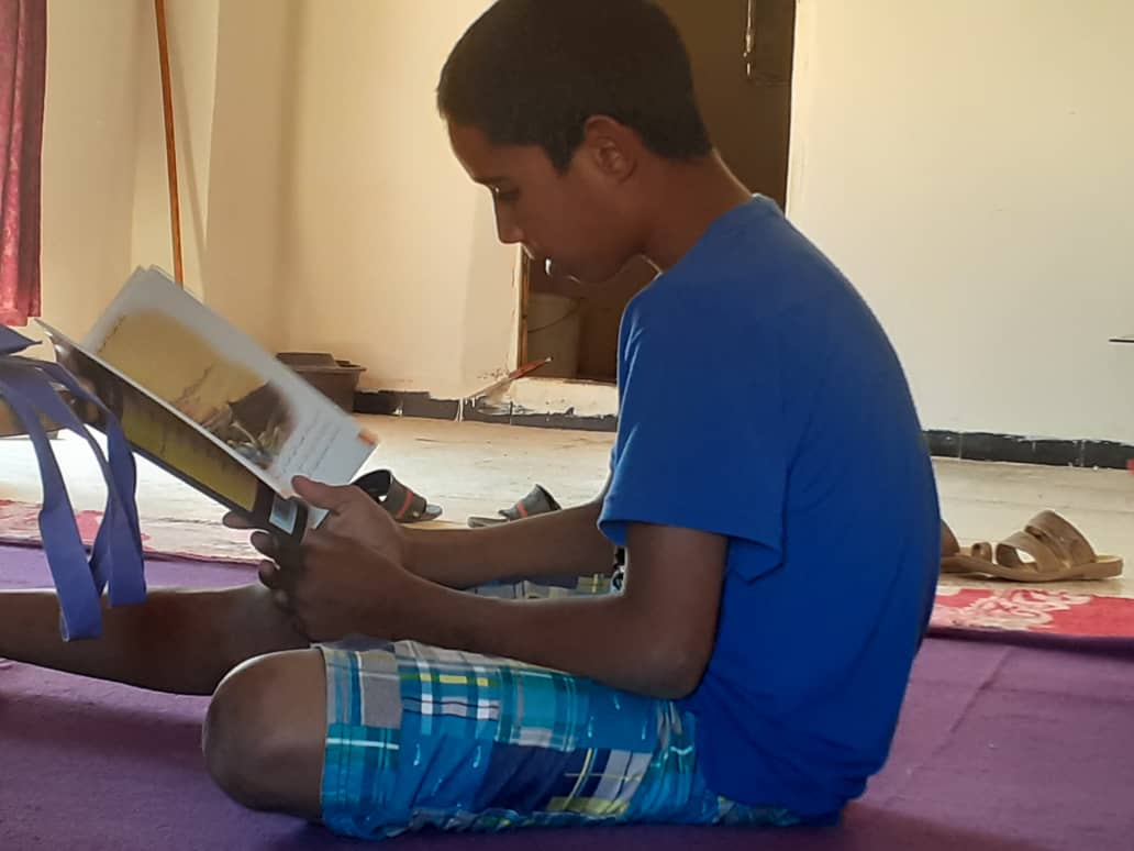 UNA TRINCHERA DE LIBROS