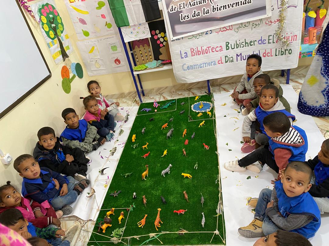 UN ZOO EN LA BIBLIOTECA