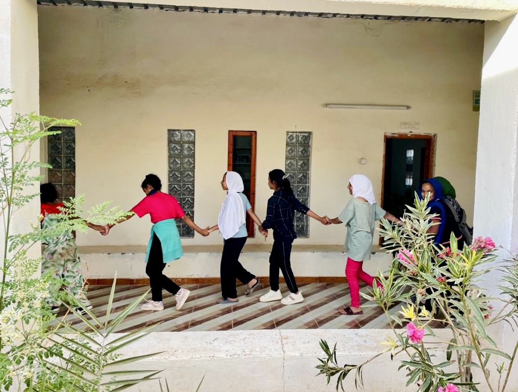 LA MANCHA NEGRA, LA MARCHA VERDE  (Las cosas por su nombre)